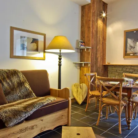 Superbe Pour 4, Balcon, Vue Mont Blanc - Fr-1-343-209 Lägenhet